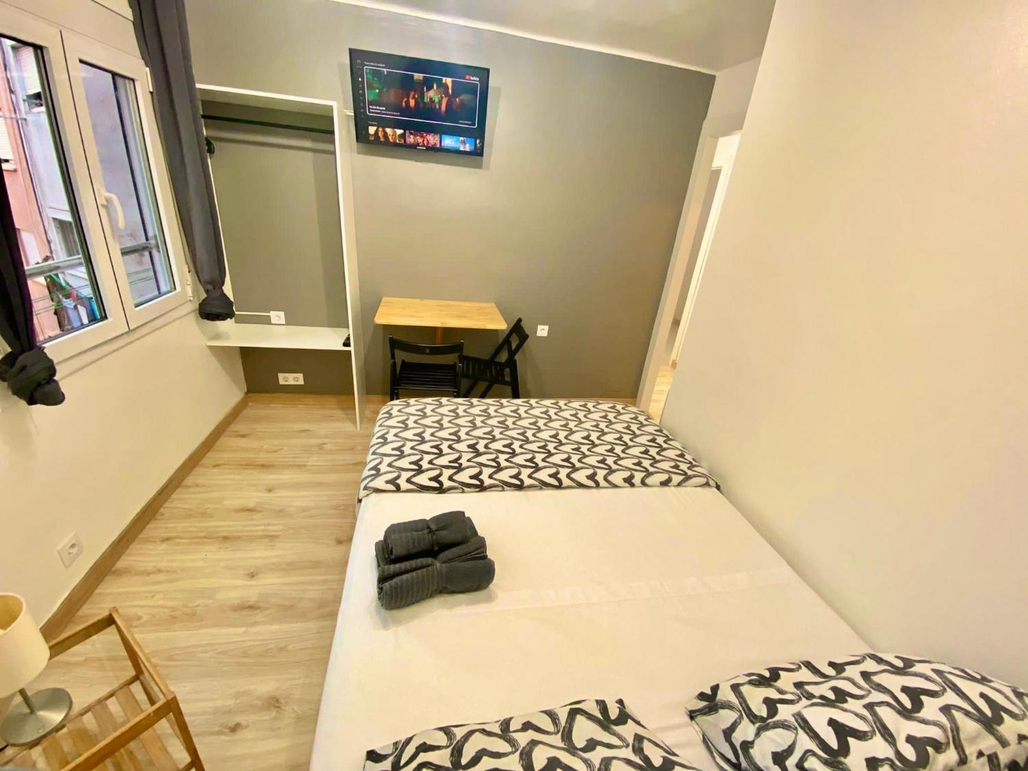 הוספיטלט דה יוברגאט Suites Nuevas Con Bano Privado Frente Al Metro St Mwc Barcelona-Fira מראה חיצוני תמונה
