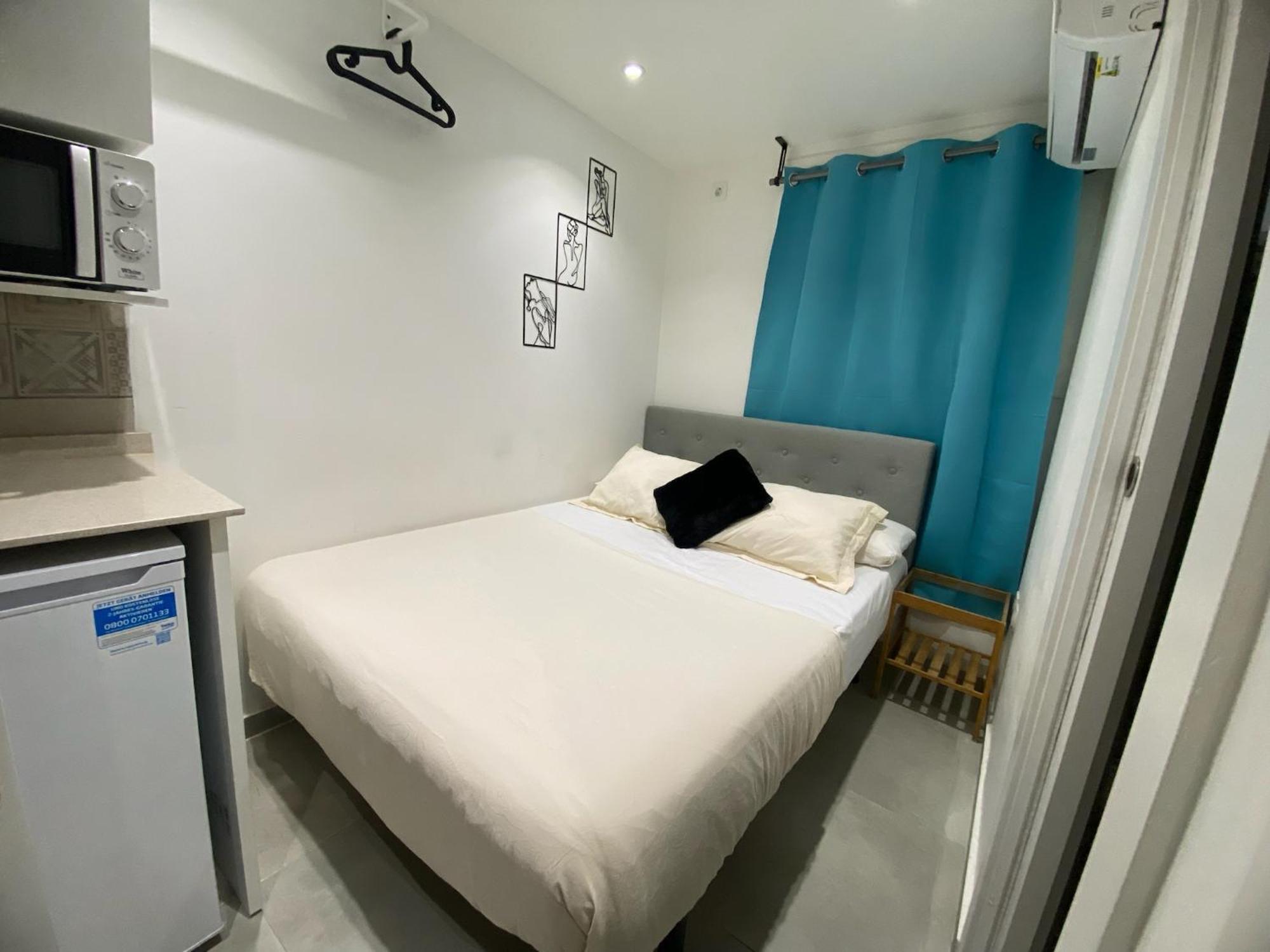 הוספיטלט דה יוברגאט Suites Nuevas Con Bano Privado Frente Al Metro St Mwc Barcelona-Fira מראה חיצוני תמונה